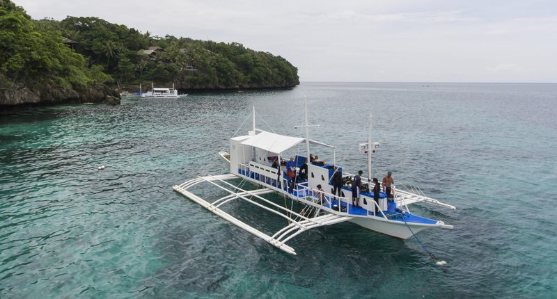 Dive boat Philippines